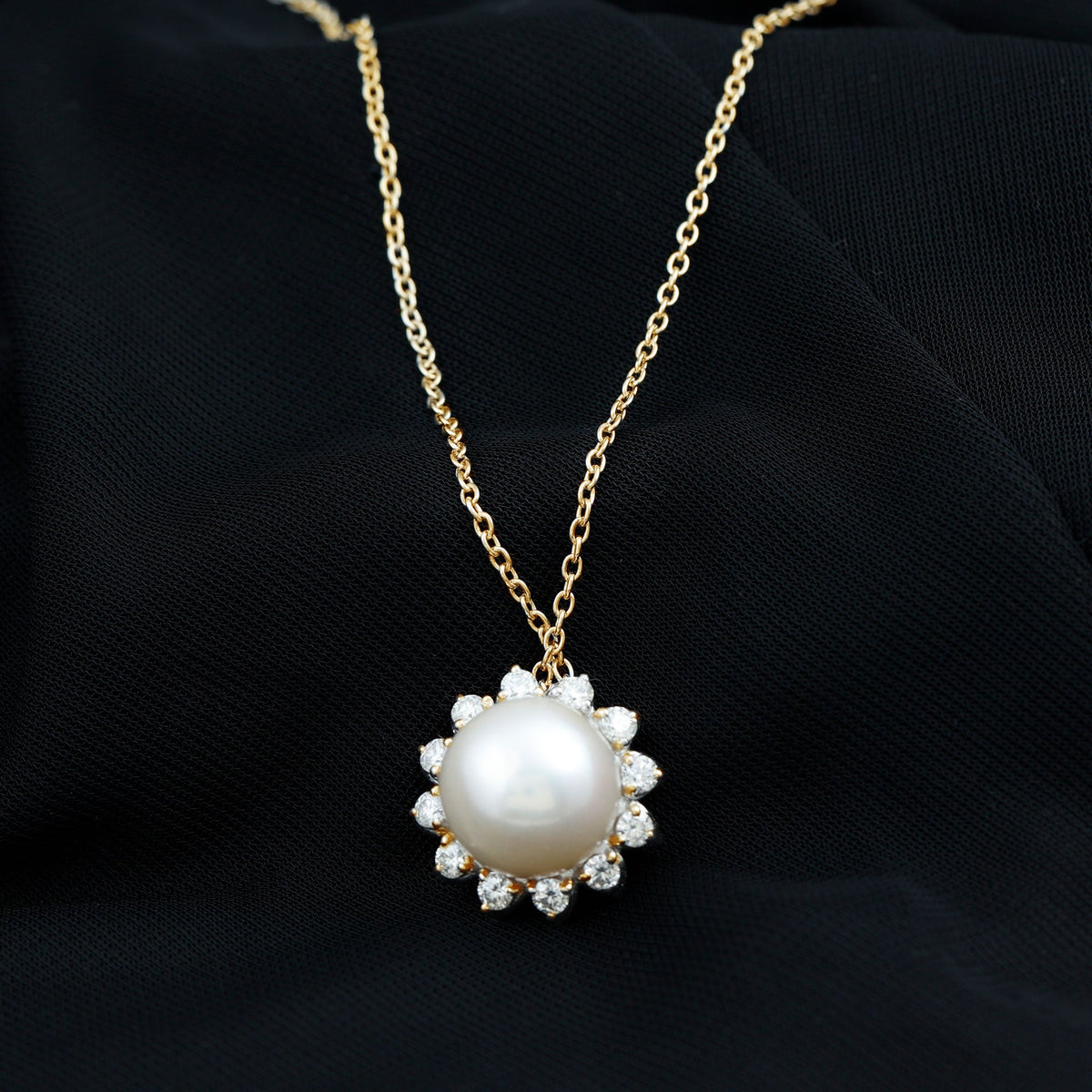 Freshwater Pearl and Moissanite Flower Chain Necklace