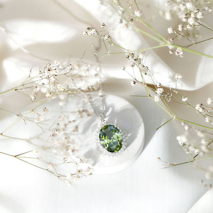 14 Carat Lab Grown Green Sapphire Statement Necklace with Silver Chain