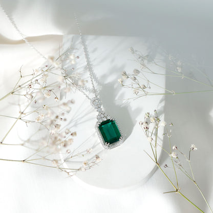 Certified 8.2 Carat Lab Grown Emerald Vintage Necklace with Silver Chain