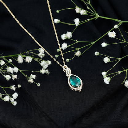 Certified 2.5 Carat Lab Grown Emerald and Diamond Bridal Necklace