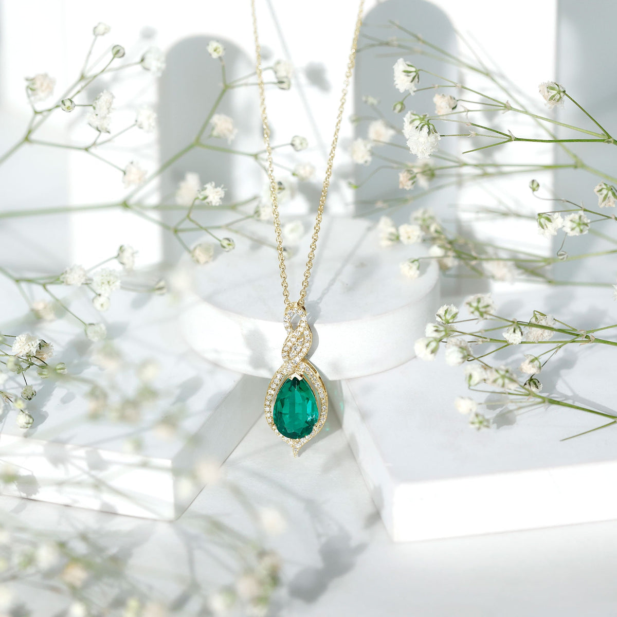 Certified 2.5 Carat Lab Grown Emerald and Diamond Bridal Necklace