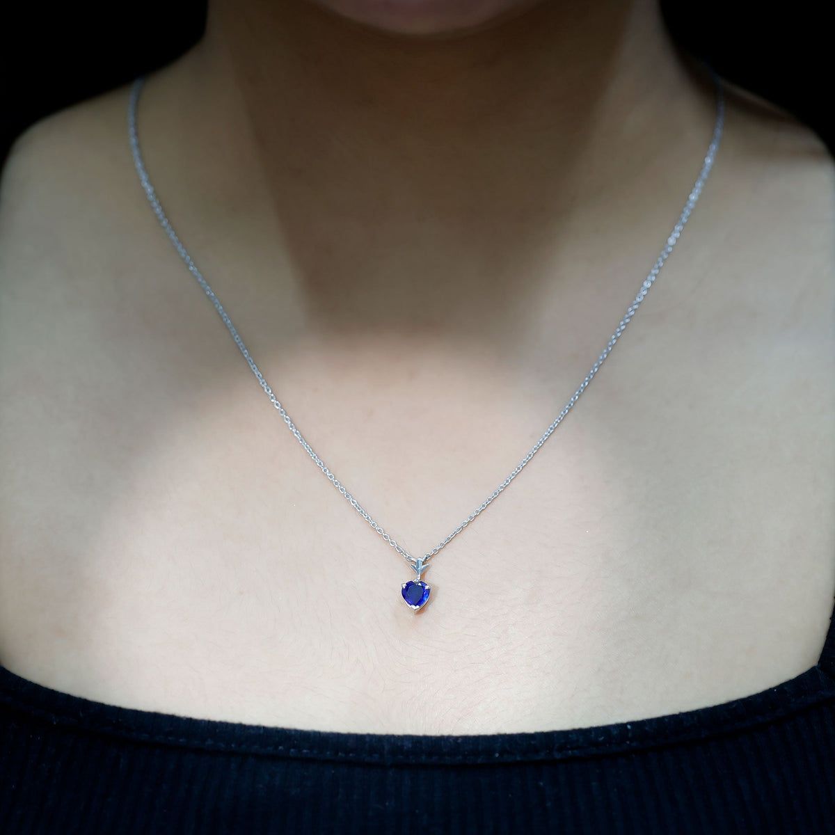0.9 Carat Lab Grown Blue Sapphire Heart Necklace for Women