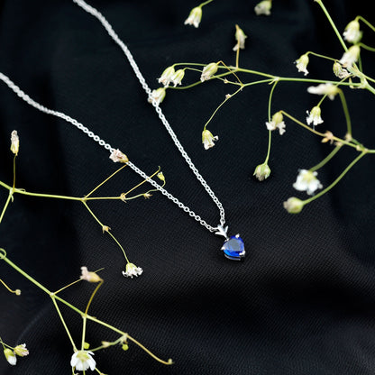 0.9 Carat Lab Grown Blue Sapphire Heart Necklace for Women
