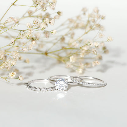 Round shape Solitaire Moissanite Trio Wedding Ring Set