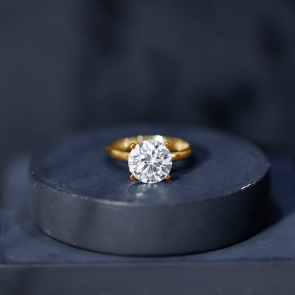 IGI Certified 3 CT Round Lab Grown Diamond Solitaire Engagement Ring