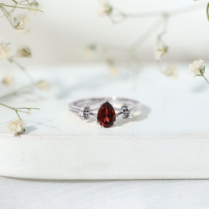 Certified Real 0.8 Carat Garnet Pear Shaped Engagement Ring with Diamond