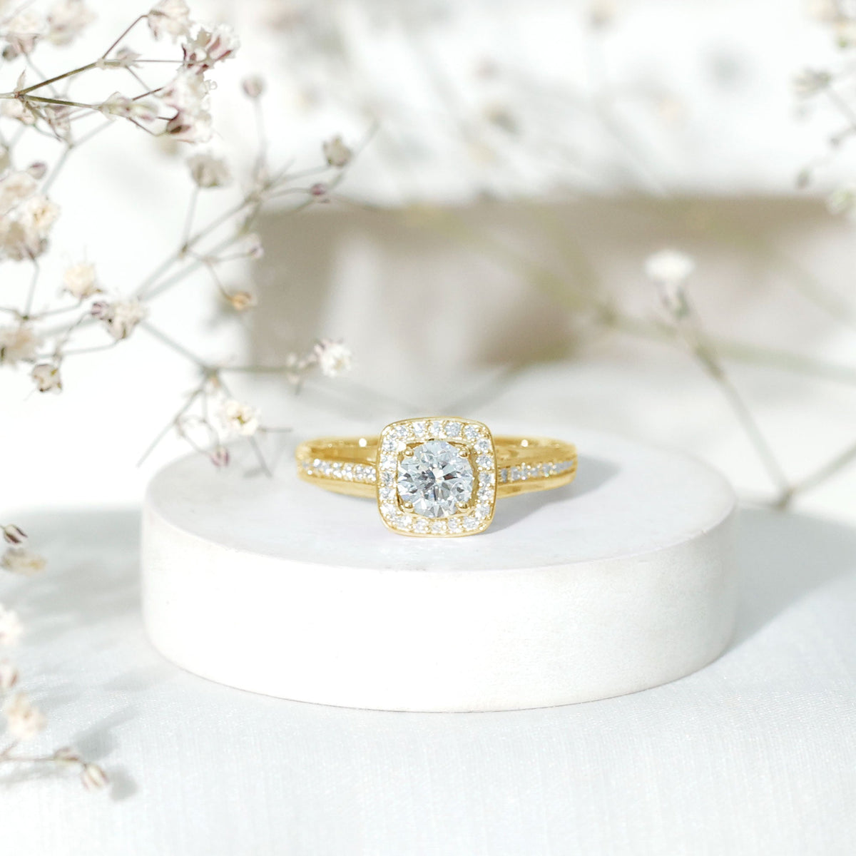 Certified 0.9 Carat Lab Grown Diamond Halo Engagement Ring