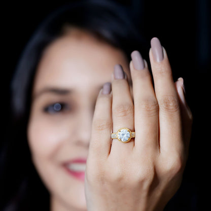 Lab Grown Diamond Circle Engagement Ring With Rope Frame