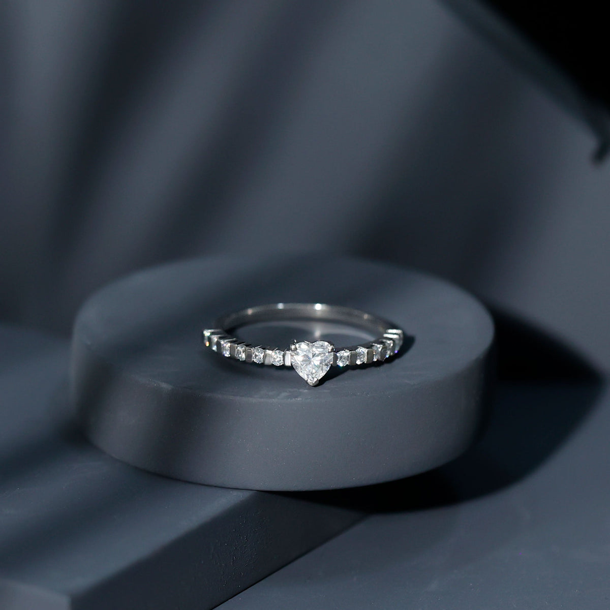 Lab Grown Diamond Heart Promise Ring With Side Stones