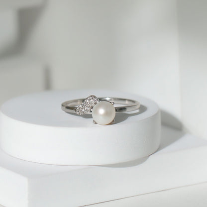 Cultured 3 Carat Freshwater Pearl Solitaire Engagement Ring with Diamond