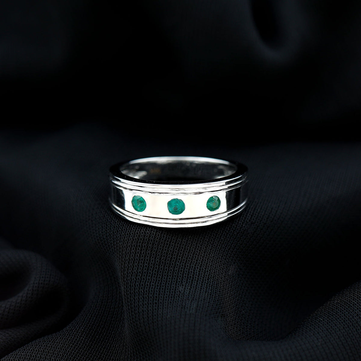 Emerald Minimal Band Ring in Gypsy Setting