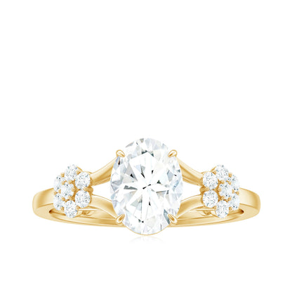 Oval Cut Moissanite Flower Engagement Ring in Split Shank