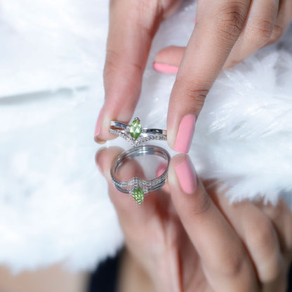 Marquise Cut Peridot Solitaire Wedding Ring Set with Diamond