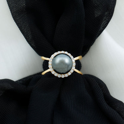 7.5 Carat Black Pearl Criss Cross Engagement Ring with Diamond Halo