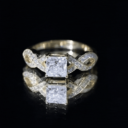 Lab Grown Diamond Princess Cut Engagement Ring For Her