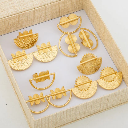 Trend Earrings and Ring Jewelry Set with Gifts Box 18k Gold Plated Clip Earrings and Finger Ring Set for Party Engagement Bride