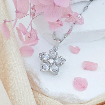 1pc Stainless Steel 5-Petal Flower Necklace With Rotating Pendant For Women Valentines Mom Mother Mother's Day Gift