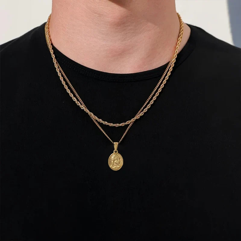 Roman Centurion Pendant 18K Gold Plated 18K Gold Plated Oval Portrait Charm Vintage Military Style Jewelry Necklace for Men