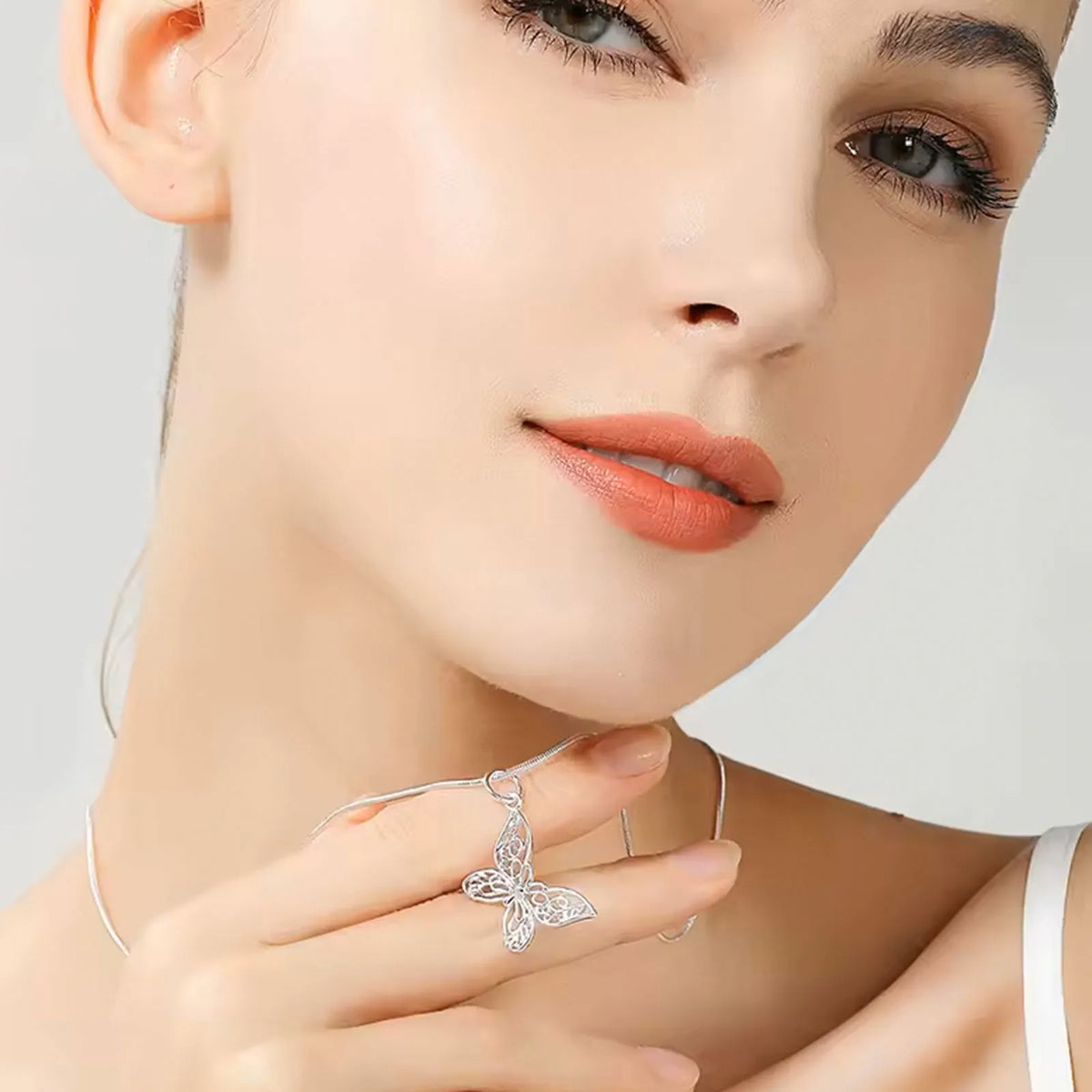 925 Sterling Silver Butterfly Pendant Necklace Snake Chain For Women Wedding Engagement Jewelry