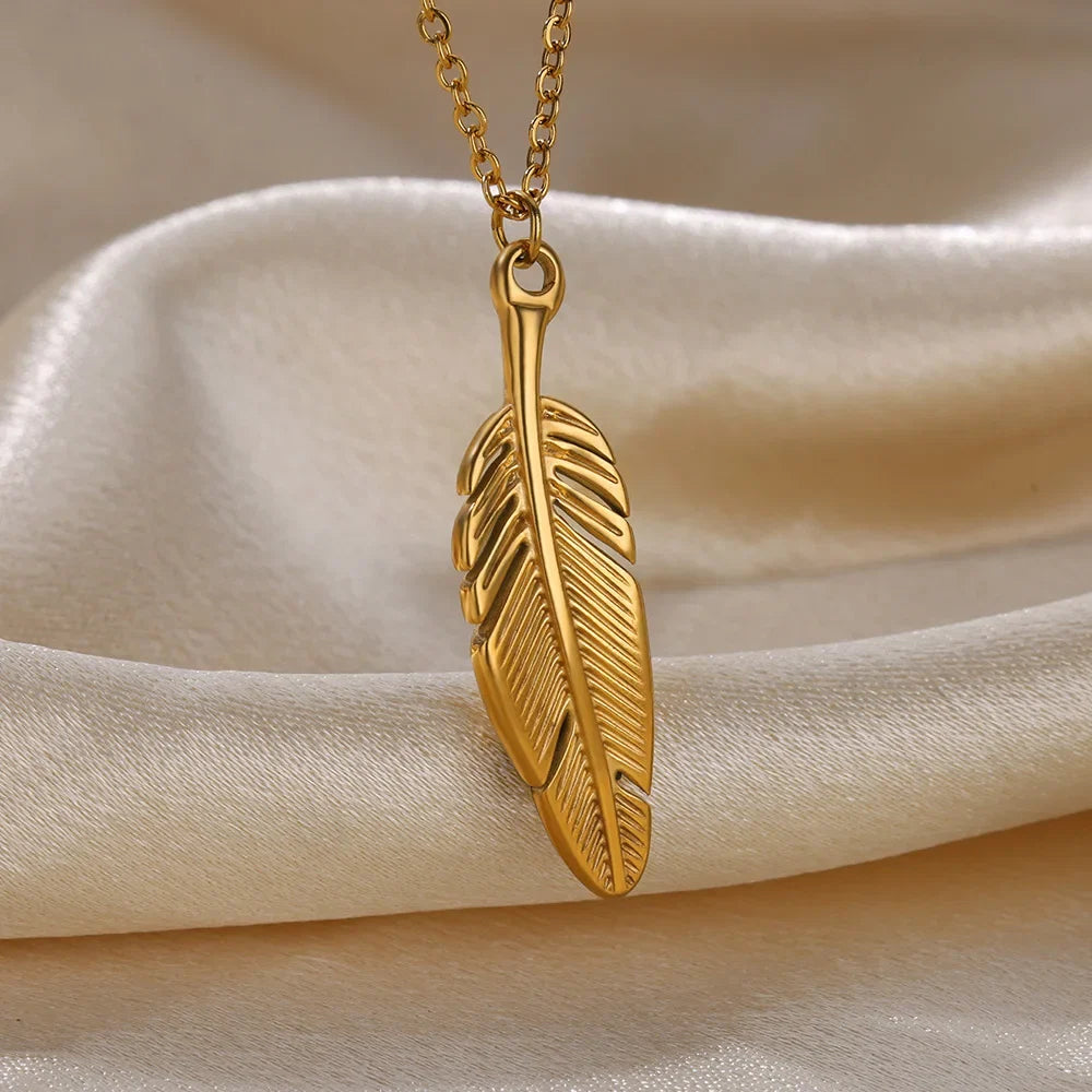 Stainless Steel Sun Sunflower Pendant Necklace For Women Gold Color Round Charm Clavicle Chain Necklaces Fashion Jewelry Gift