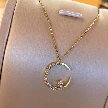 Fashion Shining Inlaid Zirconia Star Moon Pendant Necklace For Women Luxury Crystal Clavicle Chain Necklace Wedding Jewelry