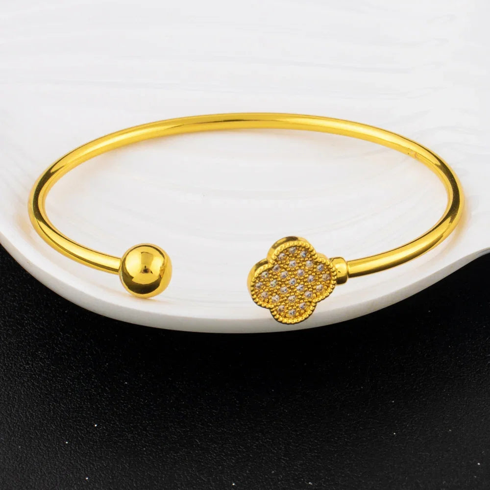 New Design Classic Luxury Stainless Steel Shiny Zircon Clover Bracelets Elegant Temperament For Women's Daily Wear Jewelry Gifts