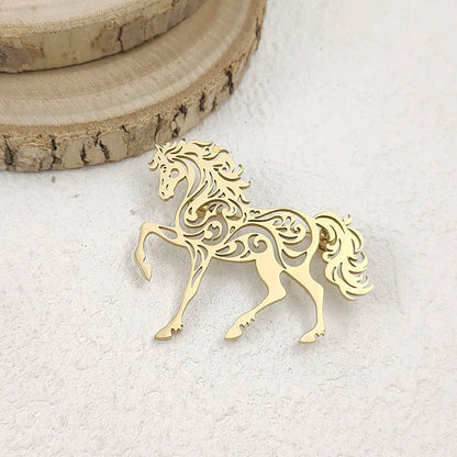 Original hollow horse stainless steel brooch, waterproof and non-fading accessory, suit lapel pin, boyfriend gift