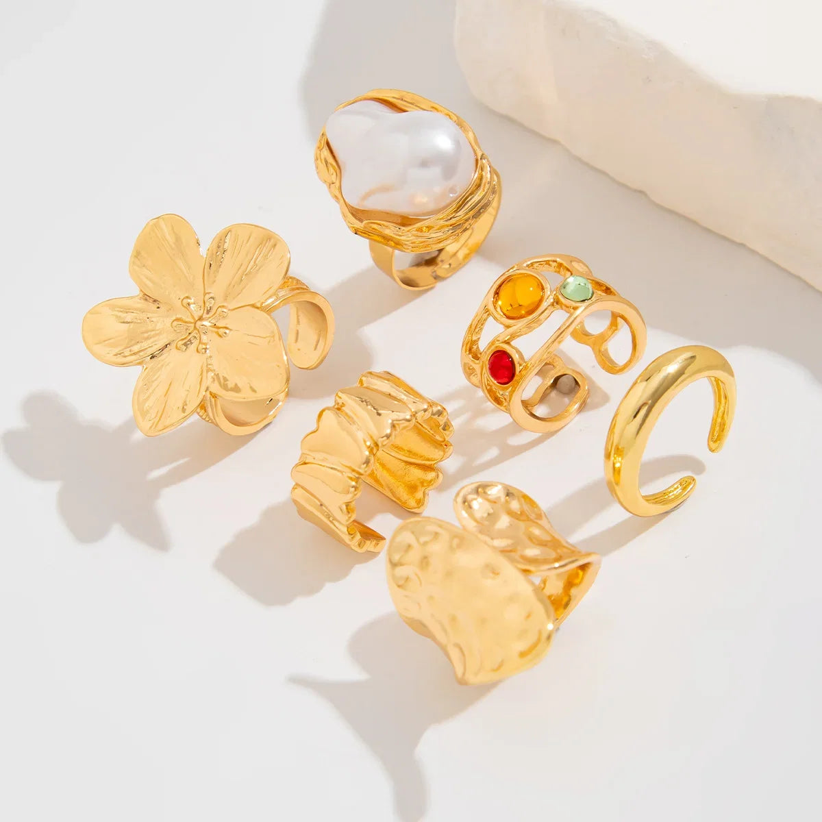 6pcs/Set Vintage Metal Flower Ring Set for Women Punk Elegant Baroque Faux Pearl Knuckle Rings Daily Wear Party Holiday Gifts