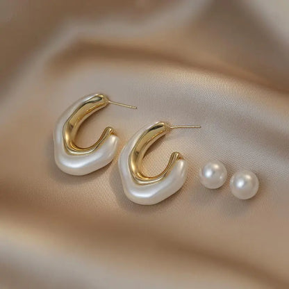 Yupsk New Design Irregular Metal Pearl Earrings for Women Personalized CC Shape Hoop Earring Korean Fashion Jewelry