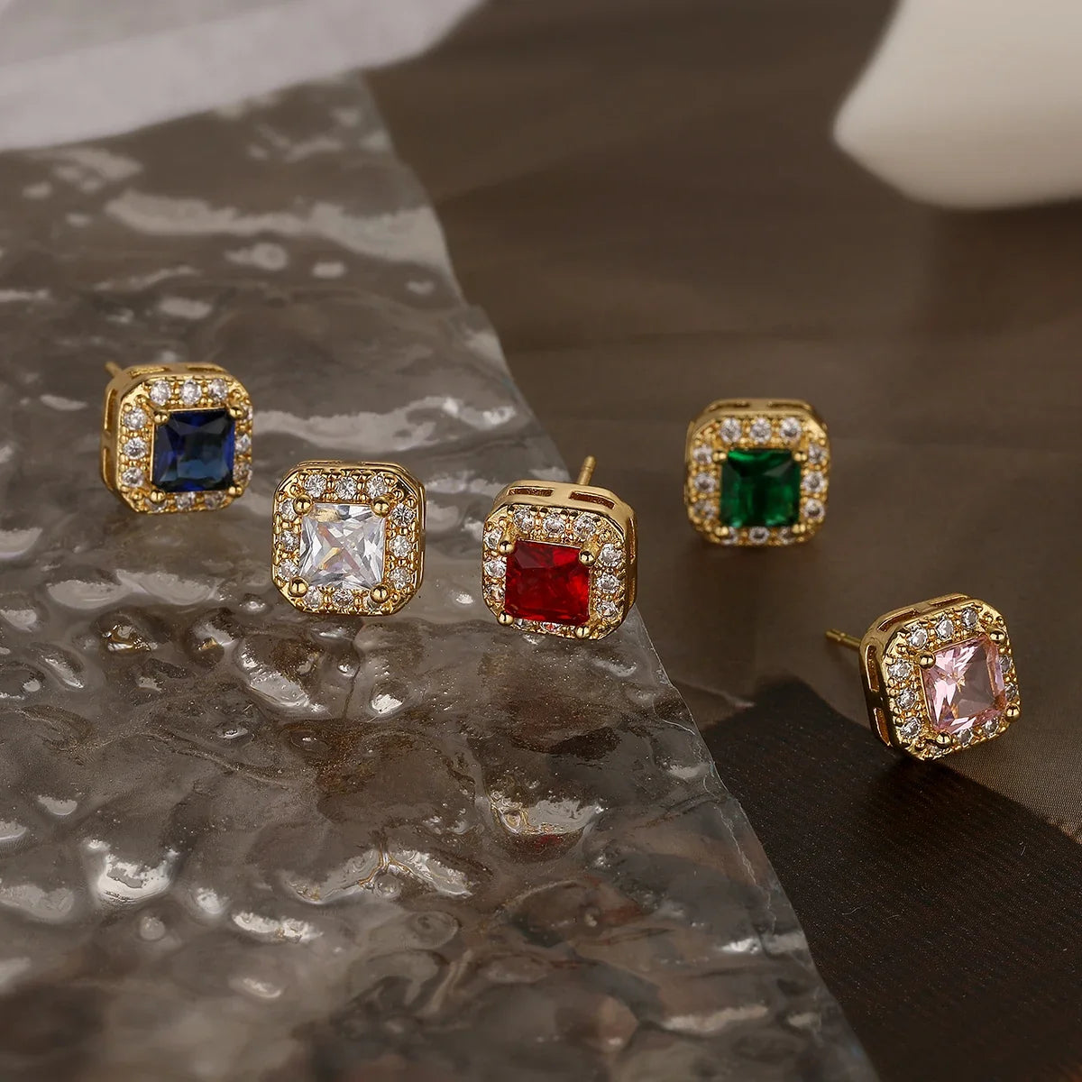 NEWBUY Red/White/Blue/Pink/Green 5 Colors Crystal Square Stud Earrings For Elegant Women Gold Color CZ Wedding Jewelry