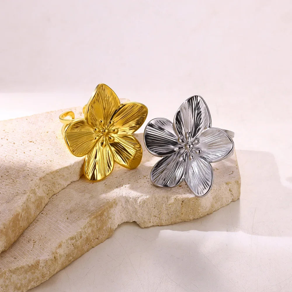 Stainless Steel Exaggerated Big Flower Rings For Women Gold Color Sunflower Finger Ring Female Fashion Aesthetic Jewelry Gift