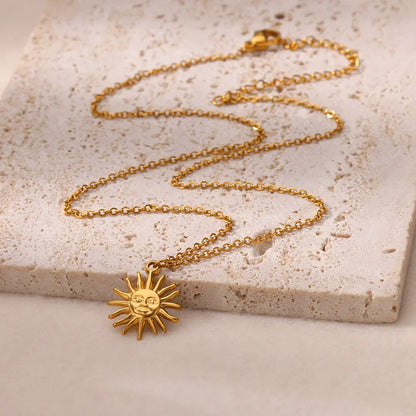 Stainless Steel Sun Sunflower Pendant Necklace For Women Gold Color Round Charm Clavicle Chain Necklaces Fashion Jewelry Gift