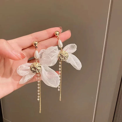 Korean Vintage Imitate Pearl Crystal Earrings for Women Jewelry High-class Luxury Zircon Flower Butterfly Leaf Stud Earrings