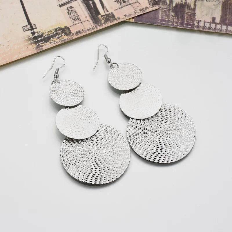Floating Earrings Valentine's Day Love Pendant Earrings Elegant Long Women's Floating Hook Earrings Exaggerated Metal Pendant