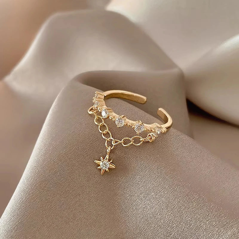 Shinny Rhinestone Gold Color Chain Star Pendant Open Rings Korean Style Woman Fashion Jewelry Wedding Party Girl's Trendy Ring
