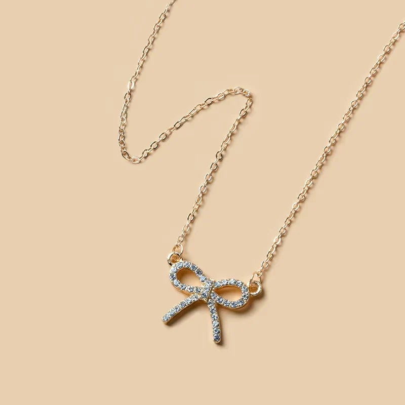 Fashion Rhinestone Bow Pendant Necklace For Women Exquisite Zircon Bowknot Choker Necklaces Office Party Jewelry Lady Gifts