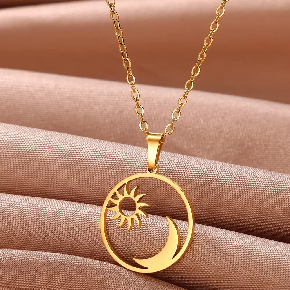 Stainless Steel Sun Sunflower Pendant Necklace For Women Gold Color Round Charm Clavicle Chain Necklaces Fashion Jewelry Gift
