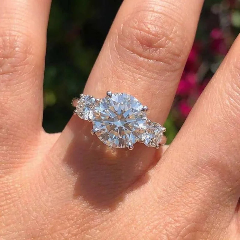 925 Sterling Silver Simple Elegant Woman Wedding Rings with Brilliant Cubic Zirconia Stone Engagement Rings Eternity Jewelry
