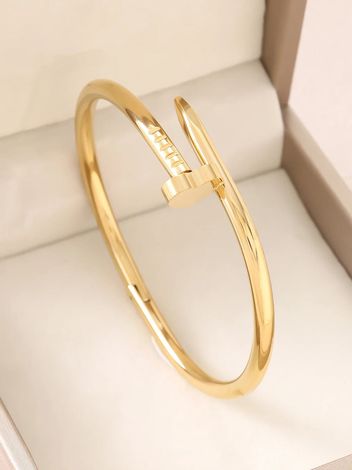 1pieces/set women's wedding jewelry party holiday Valentine's Day gift stainless steel bracelet plated with 18K gold bracelet