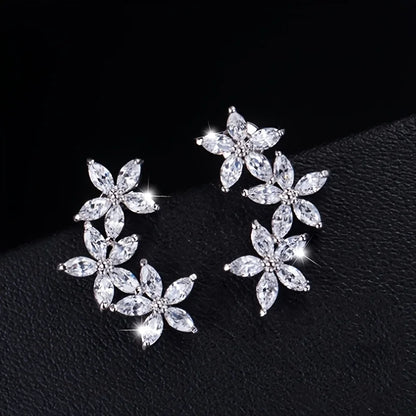 S925 silver sparkling five-petaled flower earrings elegant and fashionable wearable all year round  suitable for festive parties