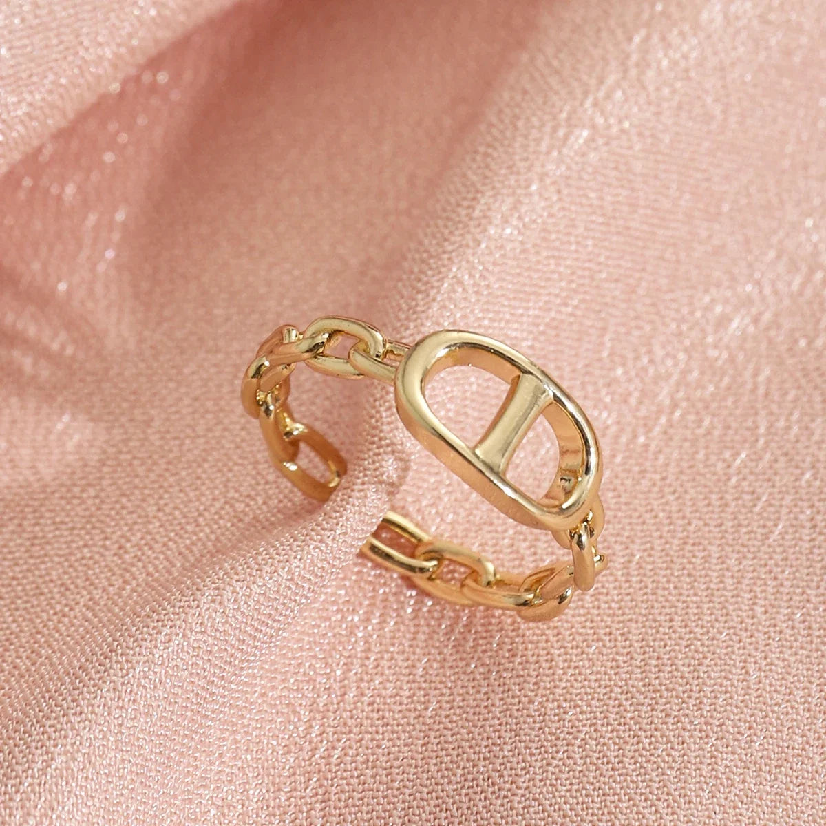 Fashionable Starry Full Drill Chain Pendant Ring for Women Versatile Luxury Design Ring Finger Accessory Copper Material