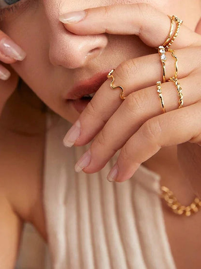 28pcs Fashion Ring Set for Women Heart Shaped Design Geometric Bohemian Element Accent Ring Daily Wear Dating Party Jewelry 2025