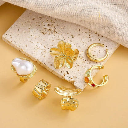 6pcs/Set Vintage Metal Flower Ring Set for Women Punk Elegant Baroque Faux Pearl Knuckle Rings Daily Wear Party Holiday Gifts
