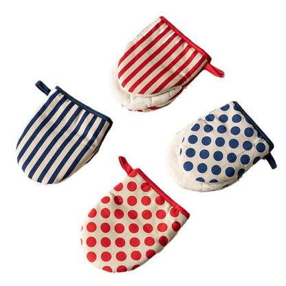 Polka Dot Heat Resistant Oven Mitts | Japanese Style Microwave Safe Kitchen Gloves