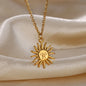 Stainless Steel Sun Sunflower Pendant Necklace For Women Gold Color Round Charm Clavicle Chain Necklaces Fashion Jewelry Gift