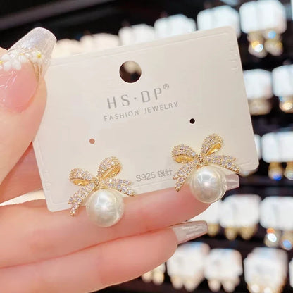 1par Micro Set Zircon Bow Pearl Pendant Earrings 2025 New Design Jewelry For Womens and Girls Fashion Ear Accessories