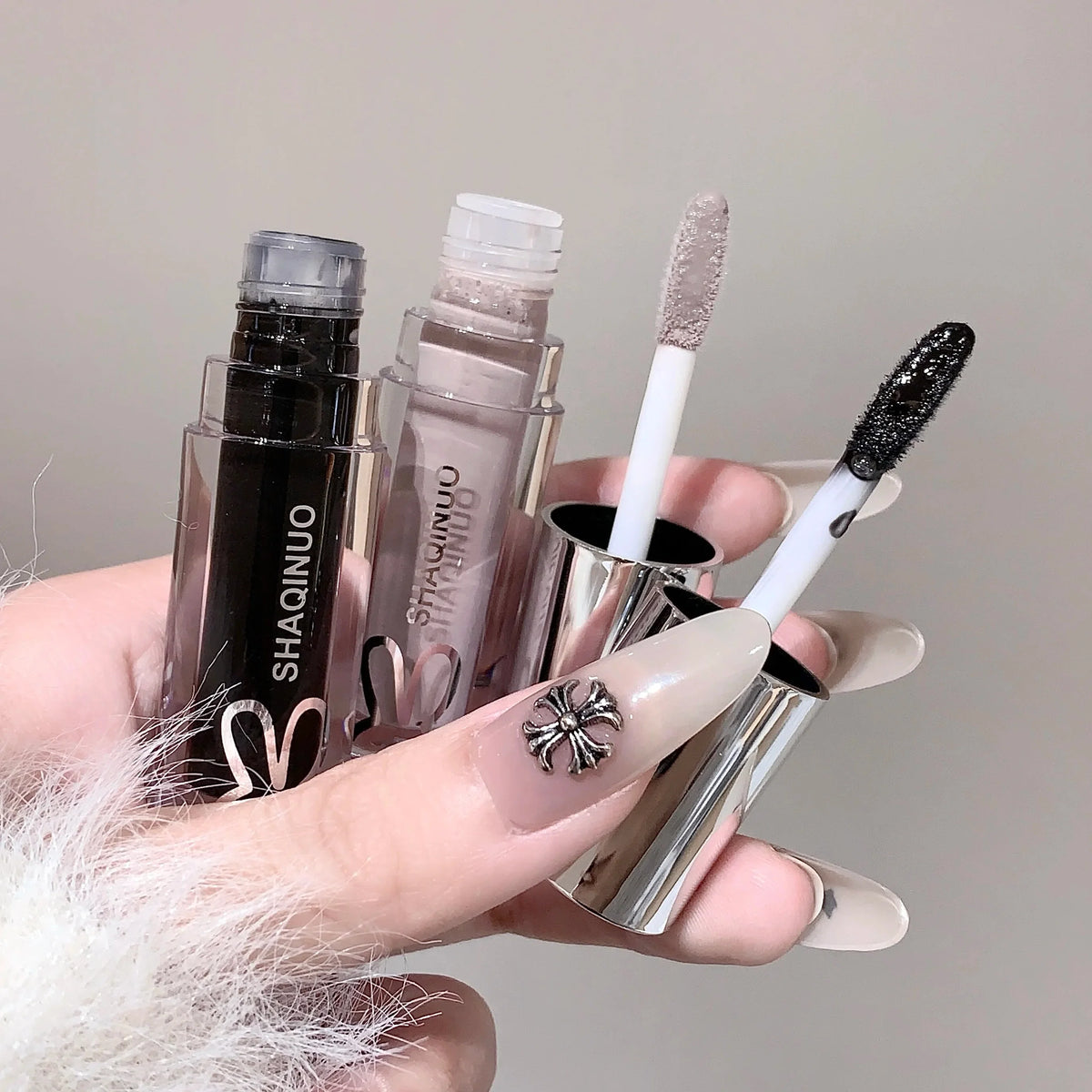 SHAQINUO Water Light Mirror Lip Gloss | Long-Lasting Moisturizing Lip Oil with Pearlescent Sparkle