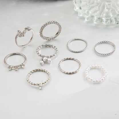 Bohemian Butterfly Pearl Rings Set for Women Shine Pearl Gothic Vintage Plated Retro Rhinestone Simple Finger Jewelry Gift