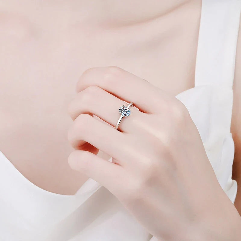 NeeTim 1ct Oval Cut Moissanite Ring for Women Engagement Wedding Lab Diamond s925 Sterling Silver with Gold Plated Rings Jewelry