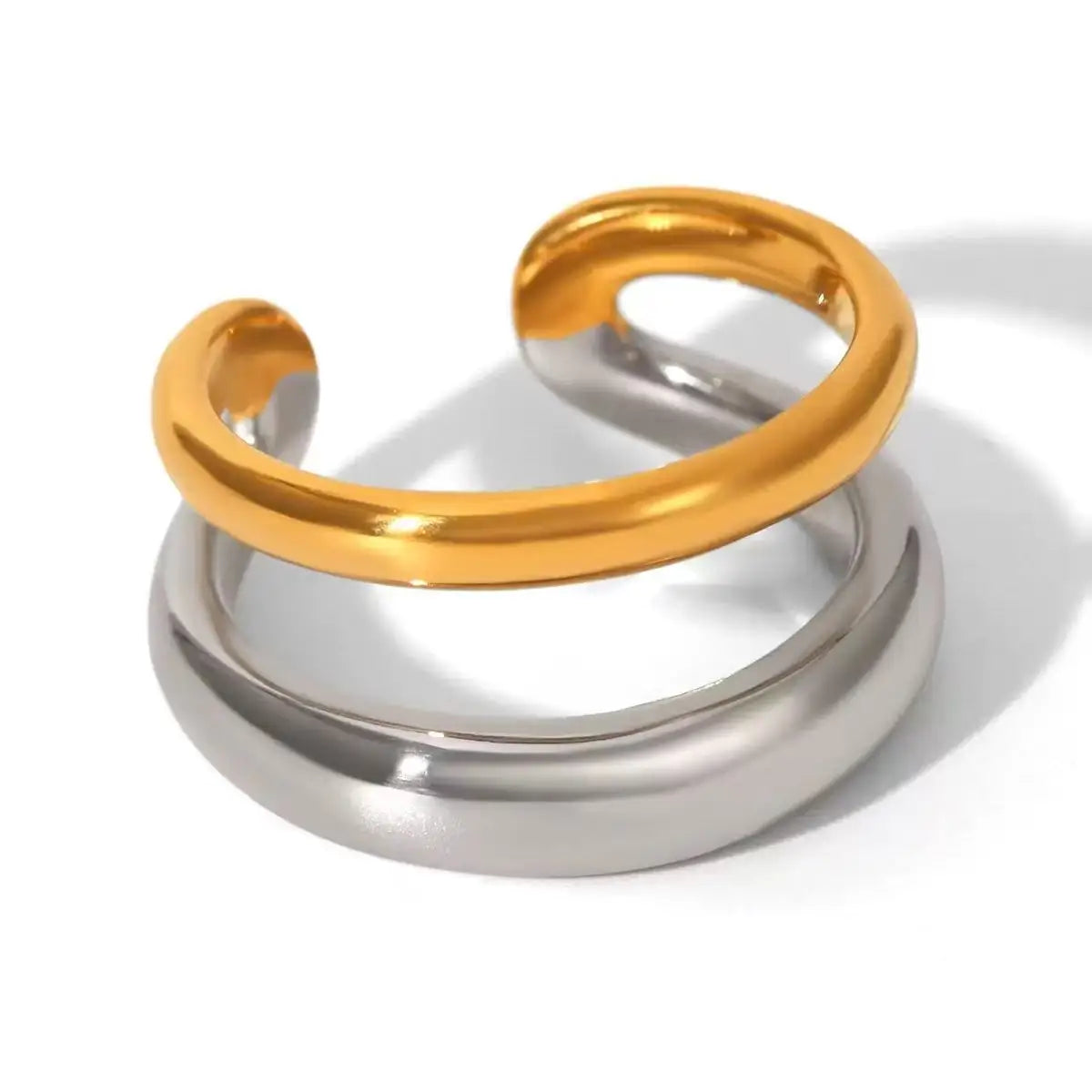Wholesale High End Waterproof Three-dimensional M Letter Hollow Stainless Steel Finger Ring Trendy for Women Personalize Jewelry